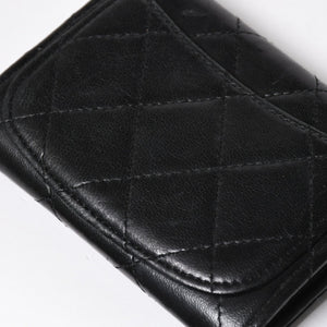 極美品 CHANEL シャネル コンパクトウォレット 二つ折り財布 コインケース カードケース 名刺入れ ココマーク キャビアスキン ブラック ゴールド金具 中古 4a004625