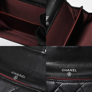 極美品 CHANEL シャネル コンパクトウォレット 二つ折り財布 コインケース カードケース 名刺入れ ココマーク キャビアスキン ブラック ゴールド金具 中古 4a004625
