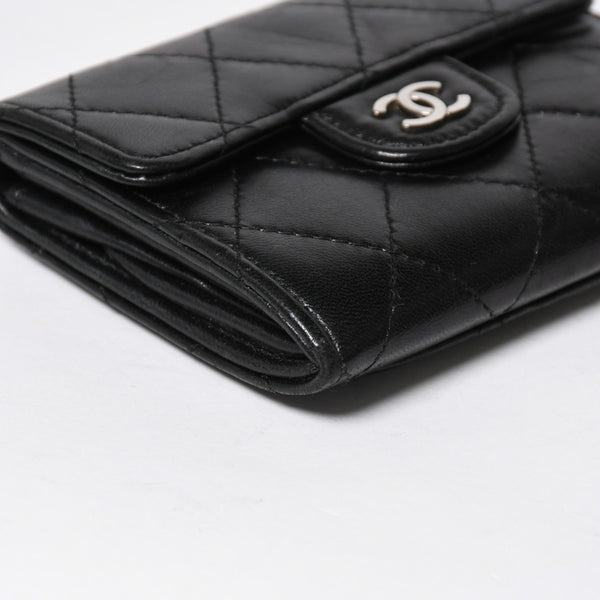 極美品 CHANEL シャネル コンパクトウォレット 二つ折り財布 コインケース カードケース 名刺入れ ココマーク キャビアスキン ブラック ゴールド金具 中古 4a004625