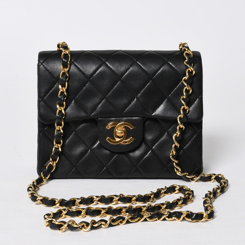 CHANEL シャネル ミニマトラッセ17 Sフラップ Sチェーンショルダーバッグ A01115 1番台 ココマーク ラムスキン ブラック ゴールド金具 美品 中古 4a009158