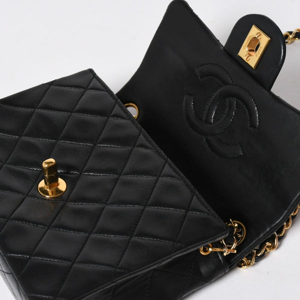 CHANEL シャネル ミニマトラッセ17 Sフラップ Sチェーンショルダーバッグ A01115 1番台 ココマーク ラムスキン ブラック ゴールド金具 美品 中古 4a009158