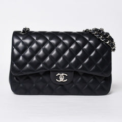 極美品 CHANEL シャネル チェーンショルダーバッグ ラムスキン マトラッセ30 Wフラップ ネイビー シルバー金具 16番台 中古 4a009161