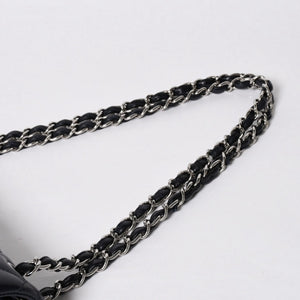 極美品 CHANEL シャネル チェーンショルダーバッグ ラムスキン マトラッセ30 Wフラップ ネイビー シルバー金具 16番台 中古 4a009161
