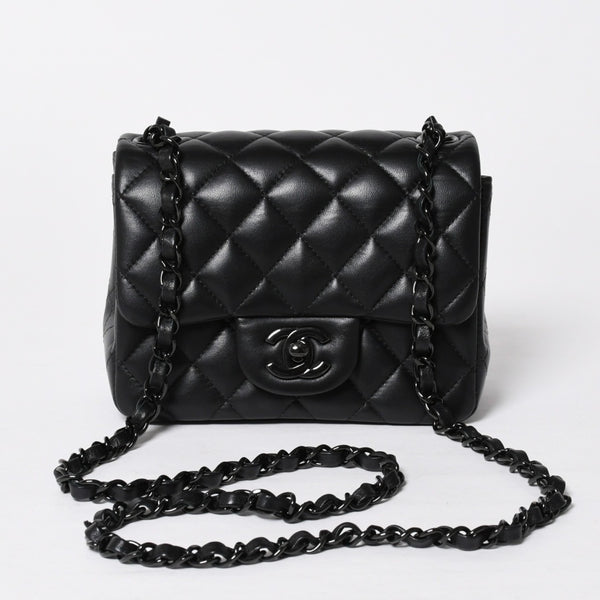 極美品 CHANEL シャネル ミニマトラッセ16 ソーブラック SフラップSチェーンショルダーバッグ ランダム番台 ココマーク ラムスキン ブラックメタル金具 中古 4a009175