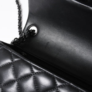極美品 CHANEL シャネル ミニマトラッセ16 ソーブラック SフラップSチェーンショルダーバッグ ランダム番台 ココマーク ラムスキン ブラックメタル金具 中古 4a009175