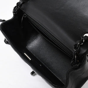 極美品 CHANEL シャネル ミニマトラッセ16 ソーブラック SフラップSチェーンショルダーバッグ ランダム番台 ココマーク ラムスキン ブラックメタル金具 中古 4a009175