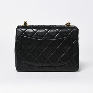 極美品 CHANEL シャネル ショルダーバッグ MINI SQUARE 17 ミニスクエア 17 チェーンショルダーバッグ ブラック ラムスキン ゴールド金具 1番台 中古 4a009157