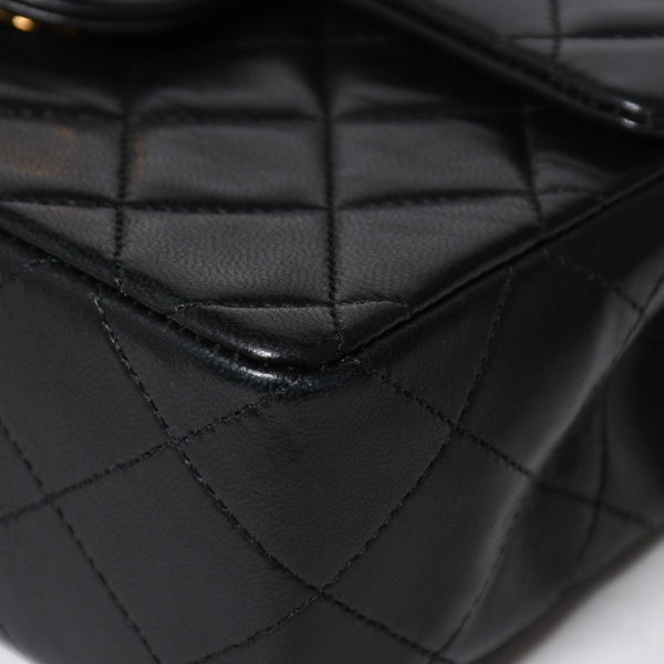 極美品 CHANEL シャネル ショルダーバッグ MINI SQUARE 17 ミニスクエア 17 チェーンショルダーバッグ ブラック ラムスキン ゴールド金具 1番台 中古 4a009157