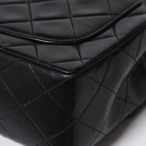 極美品 CHANEL シャネル ショルダーバッグ MINI SQUARE 17 ミニスクエア 17 チェーンショルダーバッグ ブラック ラムスキン ゴールド金具 1番台 中古 4a009157