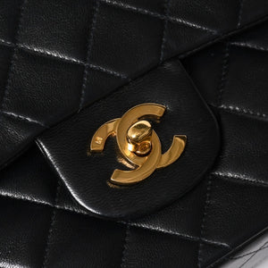 極美品 CHANEL シャネル マトラッセ23 Wフラップ Wチェーンショルダーバッグ 2番台 ココマーク ラムスキン ブラック 中古 4a009159