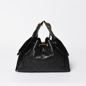 新品同様 CHANEL シャネル シャネル25 スモール ハンドバッグ ランダム番台 ココマーク キャビアスキン ゴールド金具 ブラック 中古 4a009154