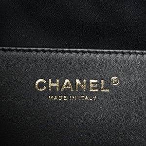 新品同様 CHANEL シャネル シャネル25 スモール ハンドバッグ ランダム番台 ココマーク キャビアスキン ゴールド金具 ブラック 中古 4a009154
