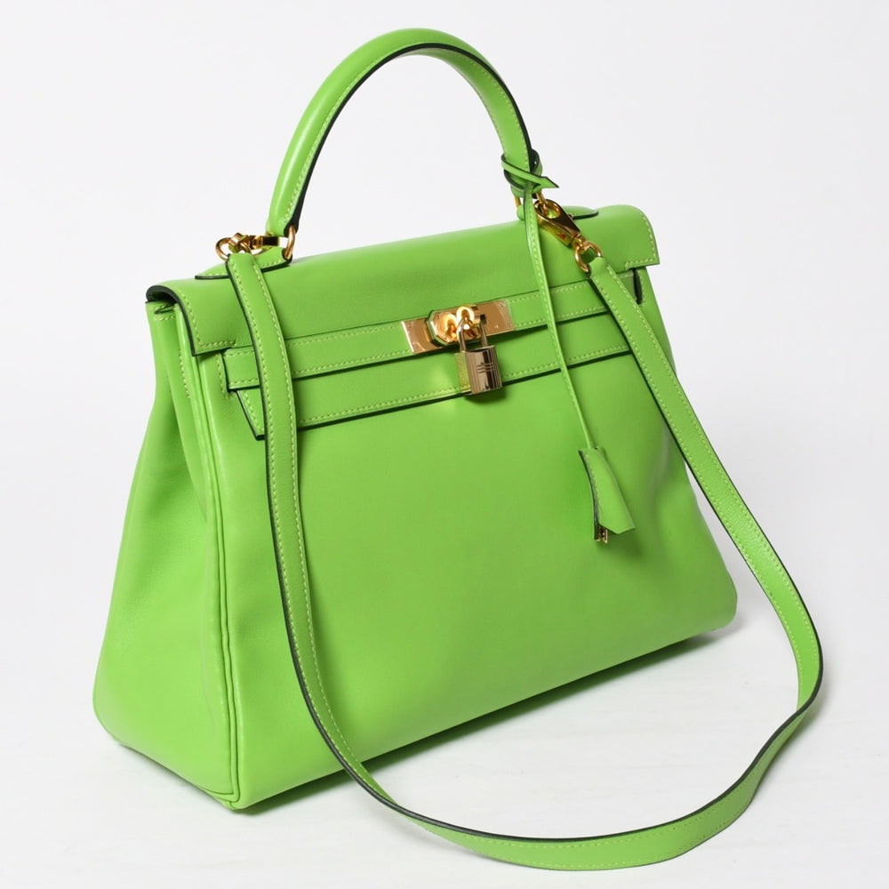 Mint condition HERMES Kelly 28, inner stitching, apple green. ◻B stamp, Veau Gulliver, gold hardware, handbag, pre-owned, 4a009166