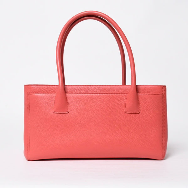 CHANEL シャネル エグゼクティブトート スモール トートバッグ A15206 19番台 ココマーク キャビアスキン ピンク シルバー金具 美品 中古 4a009163