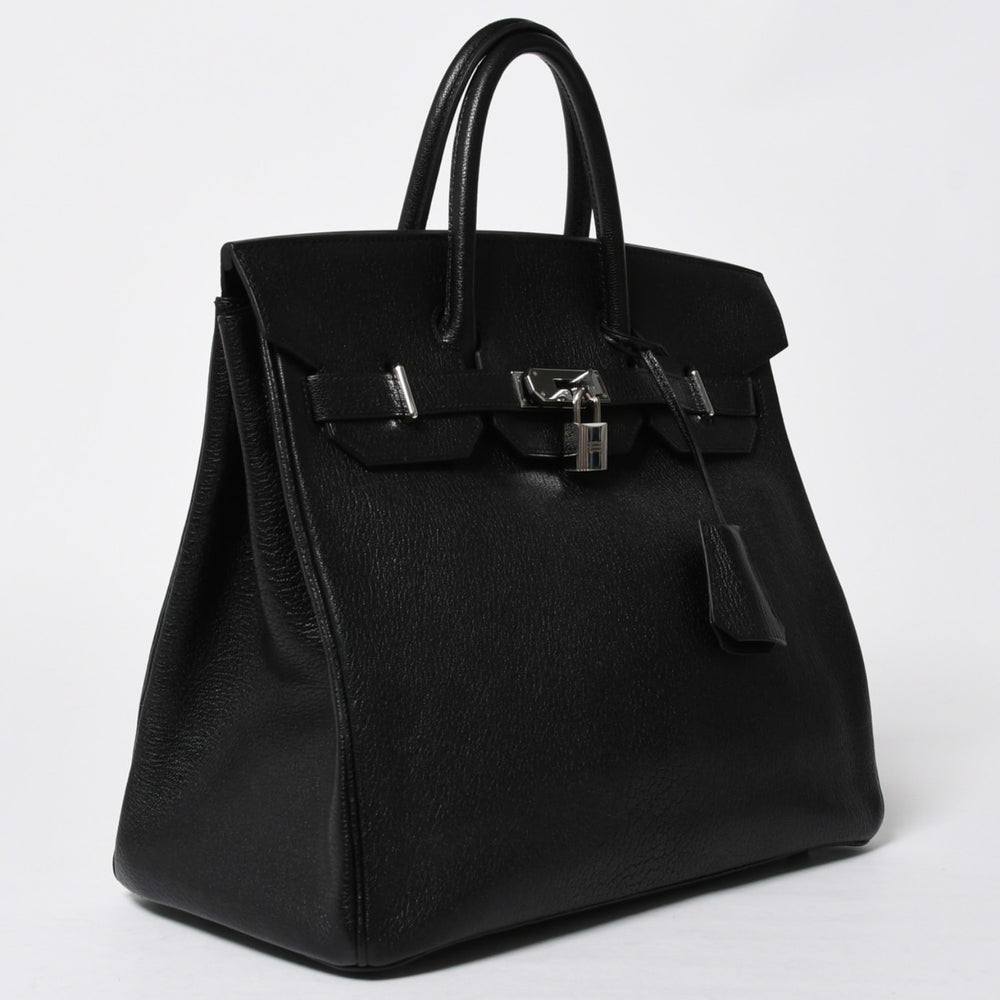 Very Good Condition HERMES BIRKIN 30 Birkin 30 Handbag □I Stamp Made in 2005 Noir Chevre Inner Sewing Silver Hardware Used 4a009238