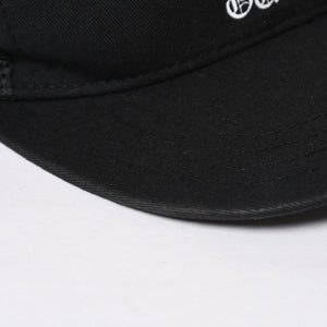 極美品 CHROME HEARTS クロムハーツ EYE CHART TRUCKER CAP アイチャート トラッカーキャップ ONE SIZE 53-60cm ブラック 中古 4a009205