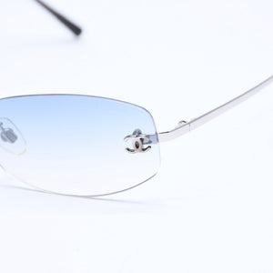極美品 CHANEL シャネル リムレス サングラス アイウェア 4002 c.124/55 サイズ57□19 130 ココマーク ブルー シルバー 中古 4a009209