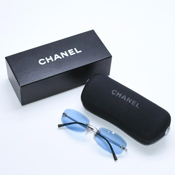 極美品 CHANEL シャネル リムレス サングラス アイウェア 4002 c.103/72 サイズ54□19 130 ココマーク ブルー シルバー 中古 4a009206
