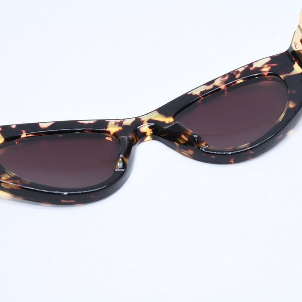 極美品 BOTTEGA VENETA ボッテガヴェネタ サングラス アイウェア BV1142S 002 サイズ49◻︎22-140 ブラウン ゴールド金具 中古 4a009215