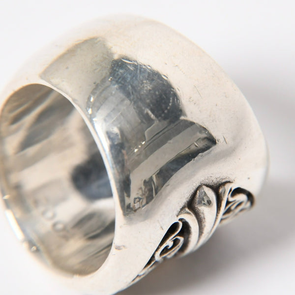 CHROME HEARTS CLASSIC OVAL CROSS Classic Oval Cross Ring Weight 39.57g Size 20.5 Silver 925 Good Condition Used 4a009226