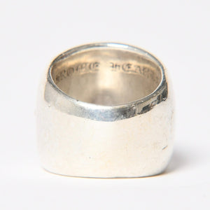 CHROME HEARTS CLASSIC OVAL CROSS Classic Oval Cross Ring Weight 39.57g Size 20.5 Silver 925 Good Condition Used 4a009226