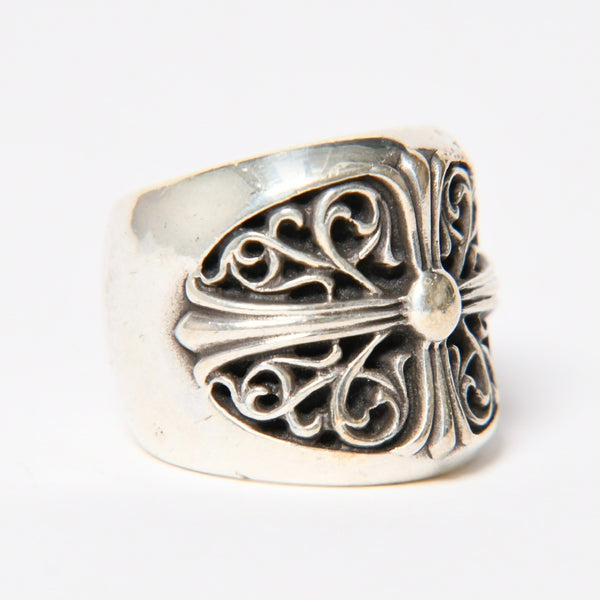 CHROME HEARTS CLASSIC OVAL CROSS Classic Oval Cross Ring Weight 39.57g Size 20.5 Silver 925 Good Condition Used 4a009226