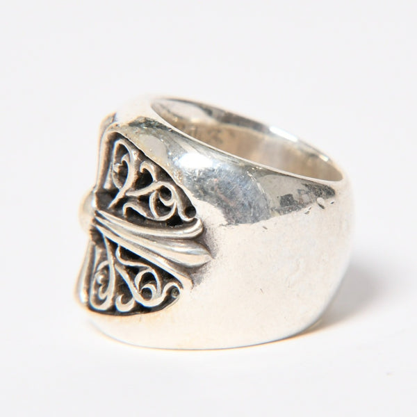 CHROME HEARTS CLASSIC OVAL CROSS Classic Oval Cross Ring Weight 39.57g Size 20.5 Silver 925 Good Condition Used 4a009226
