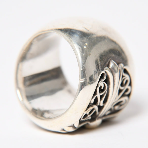 CHROME HEARTS CLASSIC OVAL CROSS Classic Oval Cross Ring Weight 39.57g Size 20.5 Silver 925 Good Condition Used 4a009226