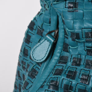 Very Good Condition BOTTEGA VENETA Bottega Veneta Hobo One Shoulder Bag Intrecciato Leather B04904647H Emerald Green Black Used 4a009351