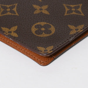 極美品 LOUIS VUITTON ルイヴィトン クーヴェルトゥール パスポール パスポートケース M60181 モノグラム PVC ブラウン 中古 4a009235
