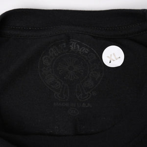 新品未使用 CHROME HEARTS クロムハーツ 半袖Tシャツ サイズXL スクロールラベルロゴ ブラック ホワイト プリント 新型 中古 4a009018