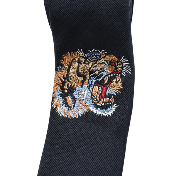 極美品 GUCCI グッチ ネクタイ タイガー刺繍 服飾小物 452170 アニマル イタリア製 ブラック シルク 中古 4a005713