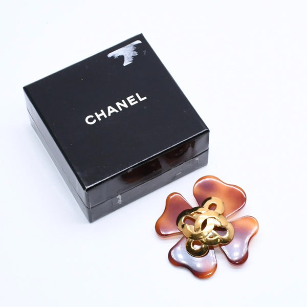 CHANEL Coco Mark Heart Brooch 95P Engraved Made in France Acetate Metal Brown Gold Hardware Good Condition Used 4c043849