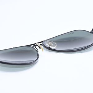 RAYBAN レイバン アビエーター クラシック サングラス ヴィンテージ RB3025 USA製 メタル ブラック 美品 中古 4a008500