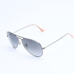 RAYBAN レイバン アビエーターラージメタル サングラス ティアドロップ RB3025 イタリア製 メタル シルバー金具 美品 中古 4a008628