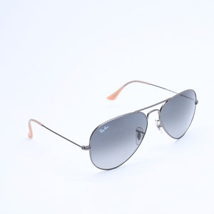 RAYBAN レイバン アビエーターラージメタル サングラス ティアドロップ RB3025 イタリア製 メタル シルバー金具 美品 中古 4a008628