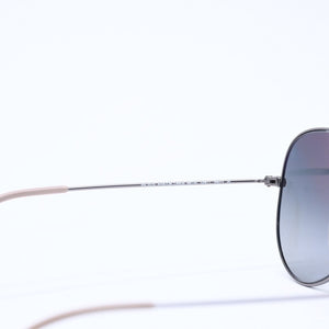 RAYBAN レイバン アビエーターラージメタル サングラス ティアドロップ RB3025 イタリア製 メタル シルバー金具 美品 中古 4a008628