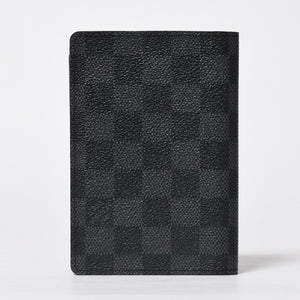 新品同様 LOUIS VUITTON ルイヴィトン クーヴェルテュール パスポール NM パスポートカバー N64411 ダミエグラフィット ブラック 中古 4a009233
