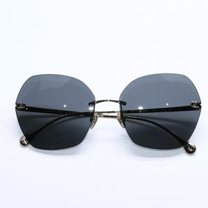新品同様 CHANEL シャネル リムレス サングラス アイウェア 4271-T c.395S4 サイズ61□17 140 ココマーク ブラック ゴールド 中古 4a009145