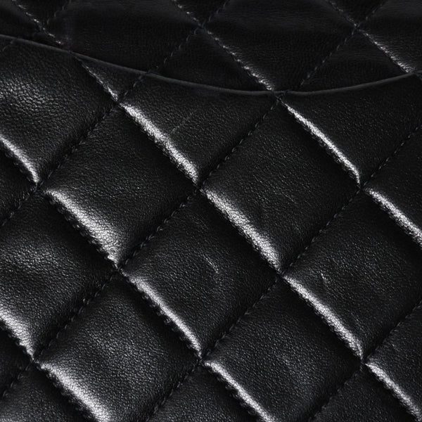 極美品 CHANEL シャネル ショルダーバッグ クラシックフラップ スモールチェーン 2番台 ブラック ゴールド金具 ココマーク 中古 4a009167