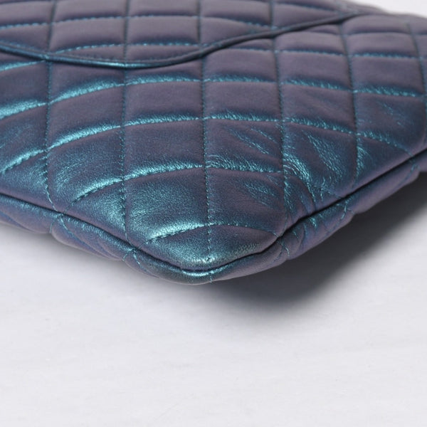極美品 CHANEL シャネル マトラッセ キルティング クラッチバッグ 24番台 ラムスキン ブルー エメラルドグリーン メタルブラック金具 中古 4a009237