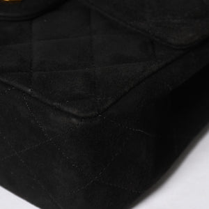 極美品 CHANEL シャネル MINI SQUARE 17 ミニスクエア 17 CHAIN SHOULDER BAG チェーンショルダーバッグ ブラック スウェード ゴールド金具 1番台 中古 4a009152