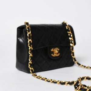 極美品 CHANEL シャネル ミニマトラッセ17 Sフラップ Sチェーンショルダーバッグ 1番台 ココマーク ラムスキン ブラック 中古 4a009174