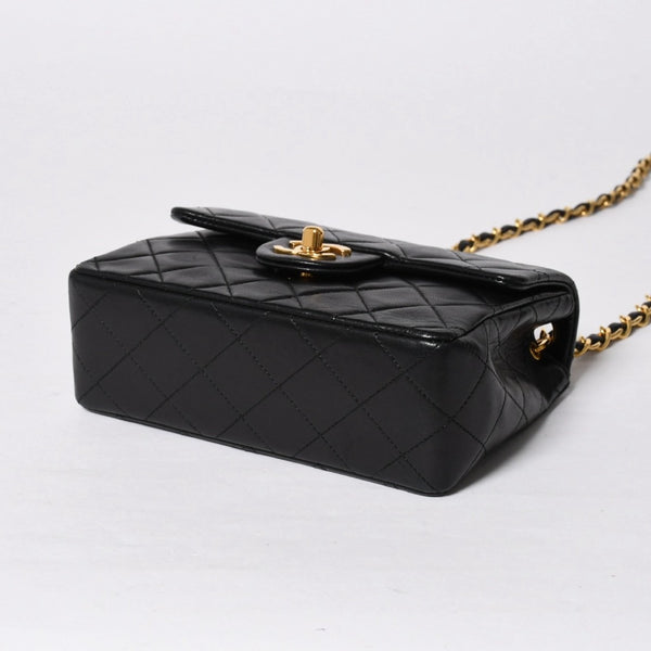 極美品 CHANEL シャネル ミニマトラッセ17 Sフラップ Sチェーンショルダーバッグ 1番台 ココマーク ラムスキン ブラック 中古 4a009174