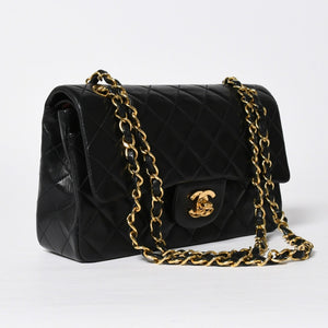 極美品 CHANEL シャネル ショルダーバッグ クラシックフラップ スモールチェーン 2番台 ブラック ゴールド金具 ココマーク 中古 4a009167