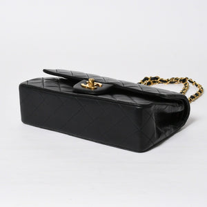 極美品 CHANEL シャネル ショルダーバッグ クラシックフラップ スモールチェーン 2番台 ブラック ゴールド金具 ココマーク 中古 4a009167