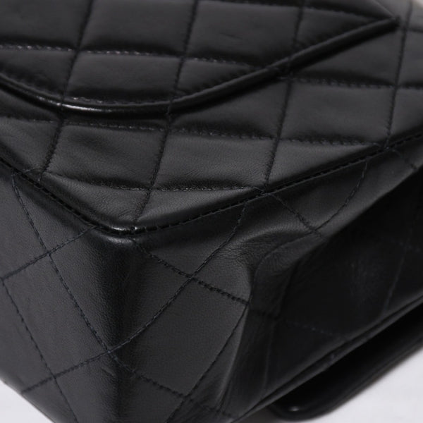 極美品 CHANEL シャネル ショルダーバッグ クラシックフラップ スモールチェーン 2番台 ブラック ゴールド金具 ココマーク 中古 4a009167