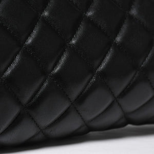極美品 CHANEL シャネル タイムレス クラシック クラッチバッグ 14番台 ココマーク ラムスキン マトラッセ シルバー金具 中古 4a009241