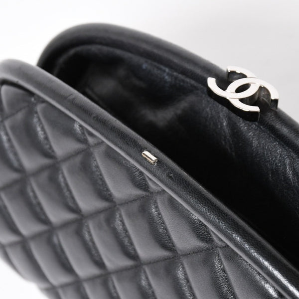 極美品 CHANEL シャネル タイムレス クラシック クラッチバッグ 14番台 ココマーク ラムスキン マトラッセ シルバー金具 中古 4a009241