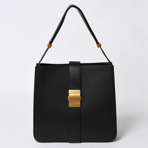 新品同様 BOTTEGAVENETA ボッテガヴェネタ マリー ショルダーバッグ レザー ブラック ゴールド金具 中古 4a007870